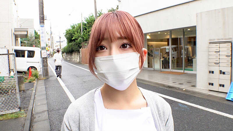 マスク美女感がハンパない歯科衛生士の皆さんww青空の下で童貞君のファーストキッス奪ってくれませんか！？マスクを外して現れる美顔で見つめる超濃密ベロキスで初めてのキッスを奪ってセキララ超発情！仕事も忘れて童貞君をベロベロ接吻とともに生ハメ中出し筆おろしww サンプル 11