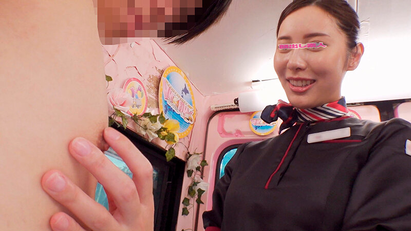 一般男女モニタリングAV×マジックミラー便コラボ企画 黒パンストの美脚キャビンアテンダントが‘常に乳首責め！スパイダー騎乗位’で童貞筆おろしに挑戦！敏感な両乳首をいじられ/舐められ/吸い付かれながらの抜かずの連続中出しSEX！4組合計16発 サンプル 2