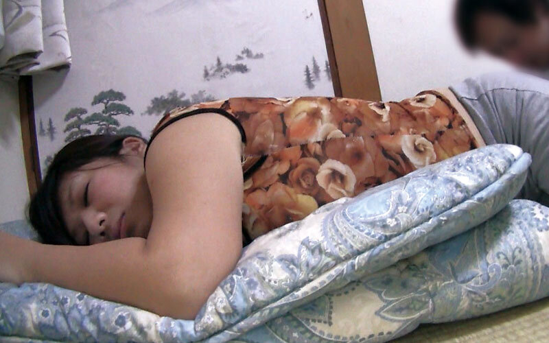 隣のおばちゃんが年の割りにはエロい身体なので口説いてみたら、予想以上のエロ展開に…！？4時間 サンプル 8