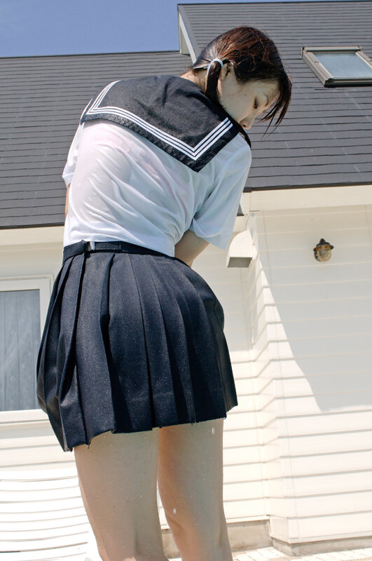 濡れて透けるセーラー服と下着 サンプル 13