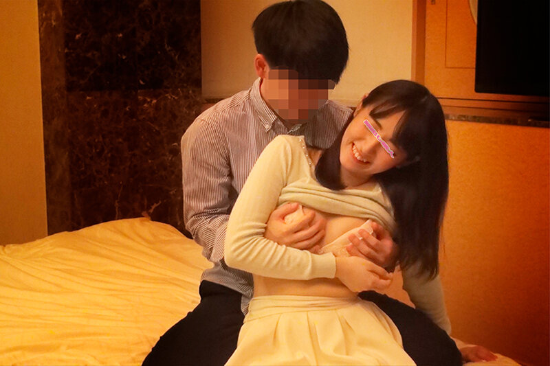終電を逃した男女の友達はラブホテルで2人っきりになったら1発10万円の連続射精セックスに挑戦してしまうのか！？ 7 彼氏がいてもラブホテルのエッチな雰囲気に呑まれた女子大生オマ○コが男友達のフル勃起チ○ポを生挿入で人生初の中出しセックス！！ ももか サンプル 2