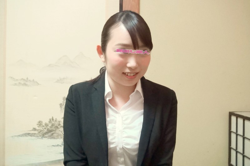 心優しい巨乳の新任教師限定！修学旅行中の男湯で教え子の男子○生たちのチ○ポの悩みを大きなおっぱいと手コキとフェラで解消してくれませんか！？初めて見た先生の裸に勃起が収まらない童貞生徒を優しく筆おろし！禁断の中出し連続射精SEX！！ まゆ