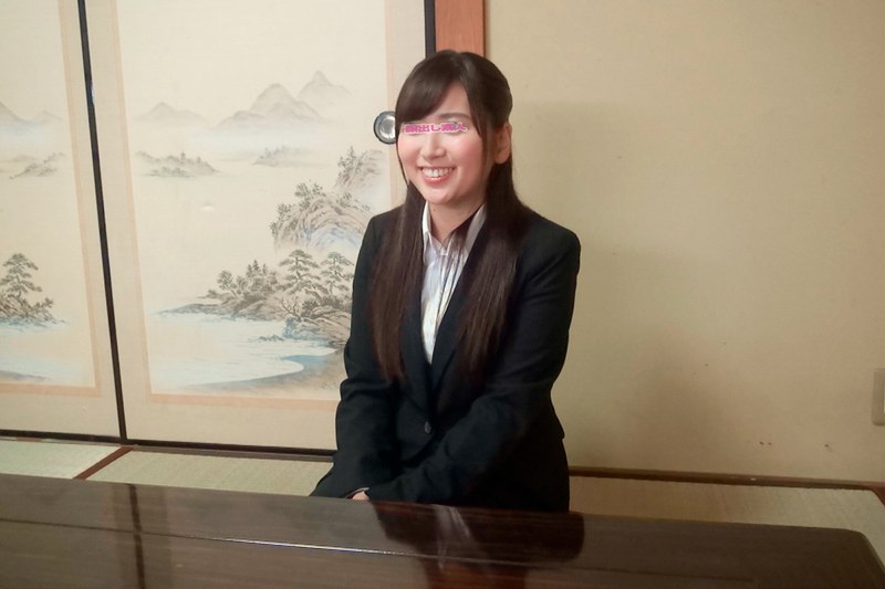 心優しい巨乳の新任教師限定！修学旅行中の男湯で教え子の男子○生たちのチ○ポの悩みを大きなおっぱいと手コキとフェラで解消してくれませんか！？初めて見た先生の裸に勃起が収まらない童貞生徒を優しく筆おろし！禁断の中出し連続射精SEX！！ ももこ