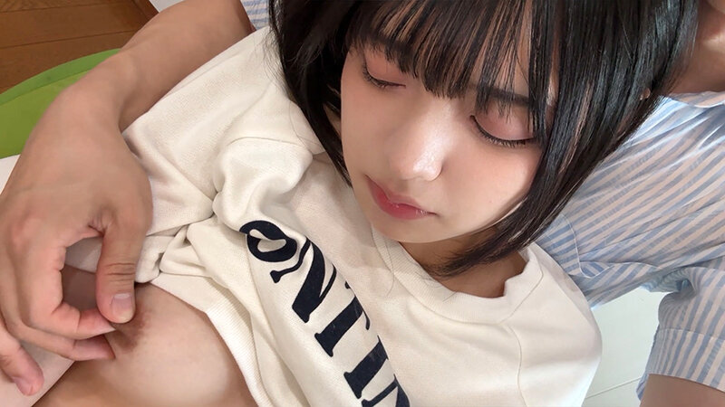 【素人ムクムクROOM】 部屋で昼からハメパコる同棲カップル！ ラブラブ・即ハメ・家中いつでもどこでも・ハメ撮り・中出し エロカワ彼女5名収録！ サンプル 3