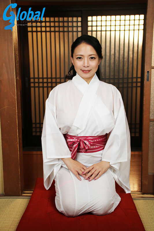 【VR】VR麗しの熟女湯屋 いらっしゃいませ即尺＆和室ねっとり恋人プレイ 織田真子 サンプル 2