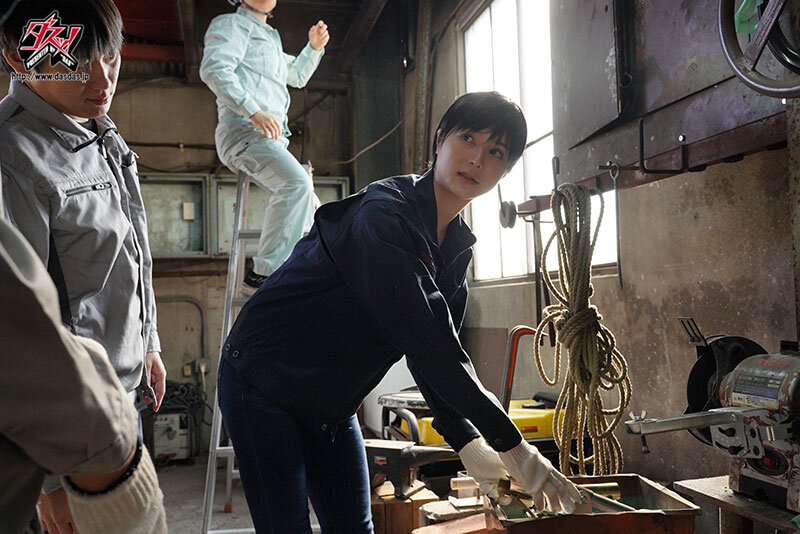 私が男装している事…許してください…夢、希望、救い一切無し。筋肉ガテン同僚たちの臭ぇザー汁なまナカ性処理係 白峰ミウ サンプル 1