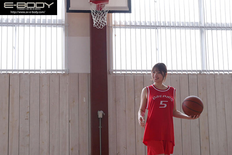 あの女子大生バスケプレイヤーは青い瞳のハンガリー人ハーフ美女 高身長170cmで脱いだら巨乳Gカップ 早瀬セイナ AVデビュー サンプル 5