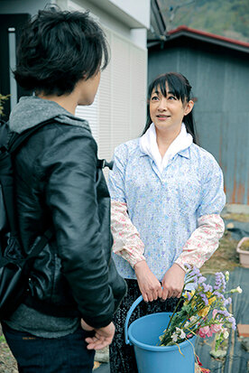働く田舎のおばさん3 8時間 サンプル 3