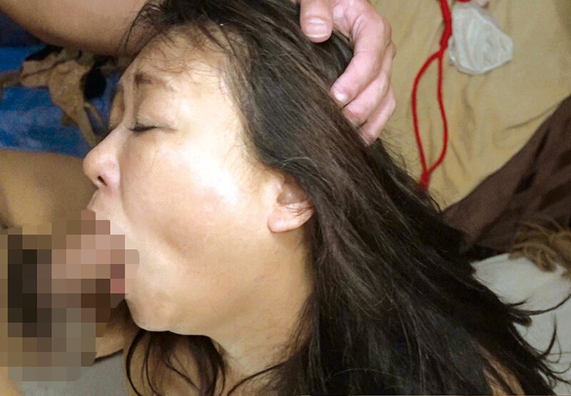 ［閲覧注意］輪●レ●プ映像 ノーカット無編集「婦女強●犯罪記録」 豊満熟肉エビ反り中出し凌姦！ クロロホルムとスタンガンで昏●、媚薬で淫欲爆発 欲求不満な熟妻は犯●れ続け理性が崩壊しイキ乱れ狂う！ 桐島明日香 サンプル 6