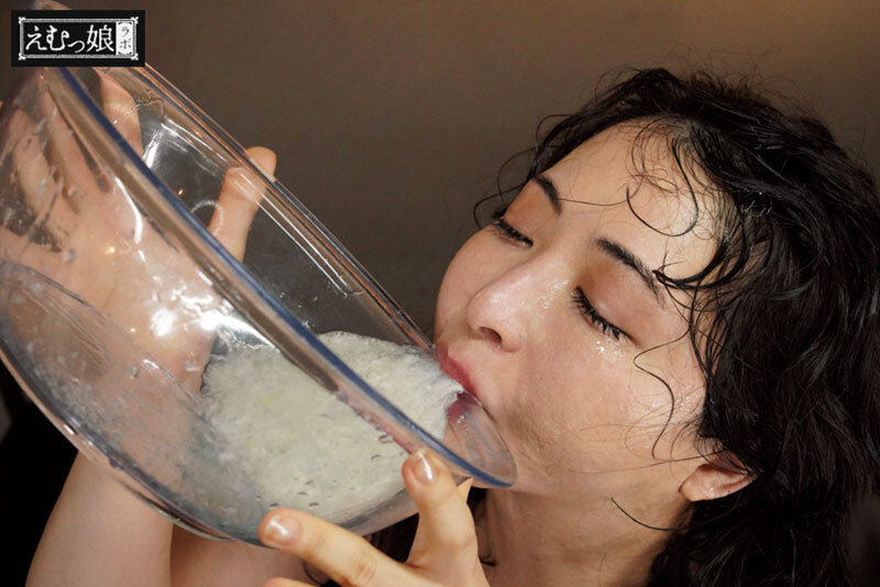 逆流ゲボ絶頂BEST 真正なる極限イラマで嘔吐洪水ドばぁあ゛！吐いて飲んで鍛え上げた強烈喉奥でイ゛グッ！ガチ吐瀉物Specialノドイキ女たちの240分 サンプル 4