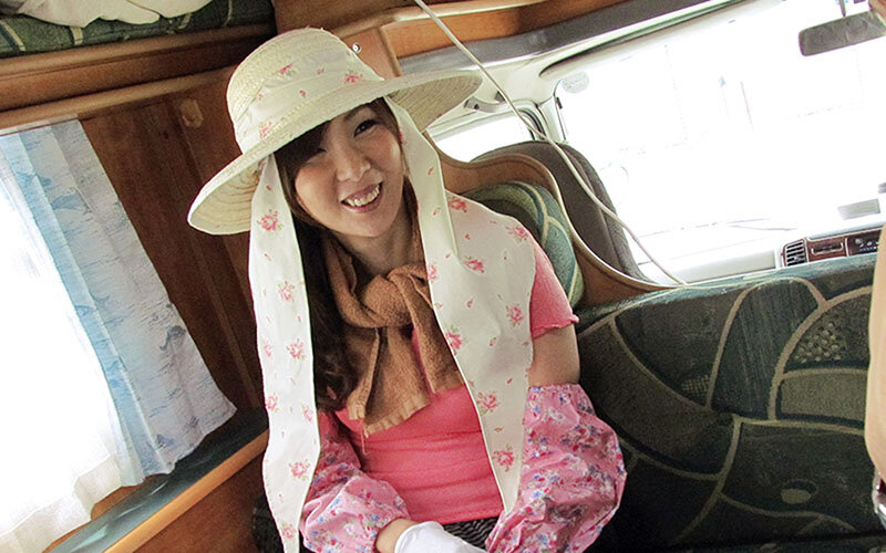 地方の熟女は欲求不満！！おばさんナンパ4時間 サンプル 2