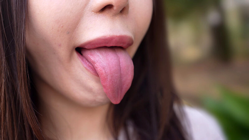 【下品なベロSEX】なめ活！！エロベロ特化 パパ活OLが舐めくじ蛇舌で全身リップ 乃木絢愛 サンプル 1