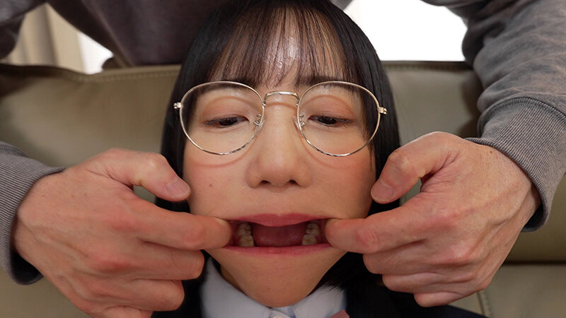 洗脳啓発まいんどふぁっかー 老後2000万円問題から完全に逃げた俺は洗脳で女子○生を潮吹きNI○Aで積み立てる 美咲音 サンプル 1