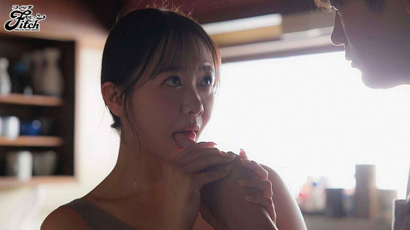 夏の田舎は死ぬほど退屈で…無防備なデカ乳で誘惑する汗だく巨乳妻の下品な童貞喰い 綾瀬ことね サンプル 3