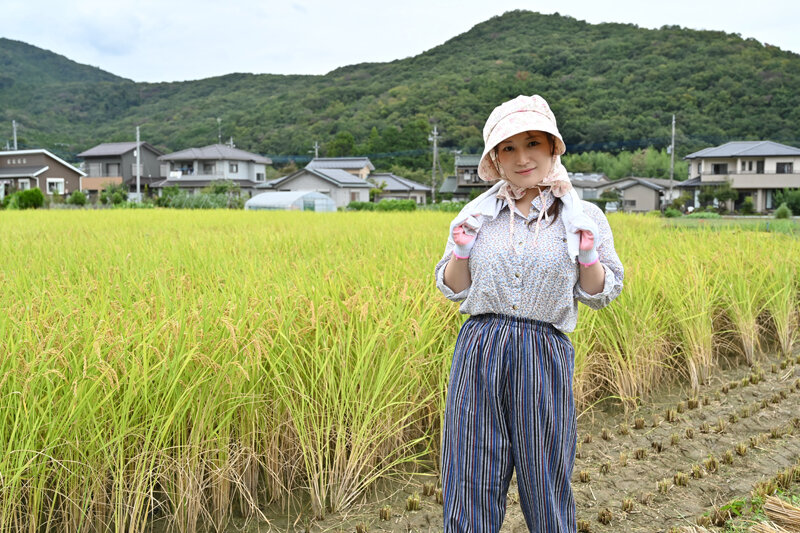 やっぱり田舎はセックスしか娯楽がないって本当だった…人里離れたど田舎の農家に嫁いだはち切れそうな胸とふくよかなお腹が自慢のおばさんが農作業で鍛えた下半身でところ構わず大好きなデカチンを喰いまくる！ サンプル 13