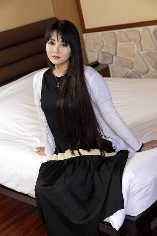 熟女の浮気は本気のセックス VOL.106 第2弾 果歩さん（41） サンプル 2