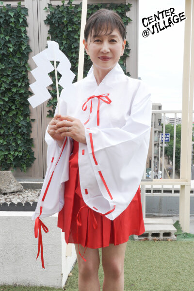 たとえば熟女がコスッたら！？そこには現実逃避の楽園がありました！ 青葉小夏 サンプル 2