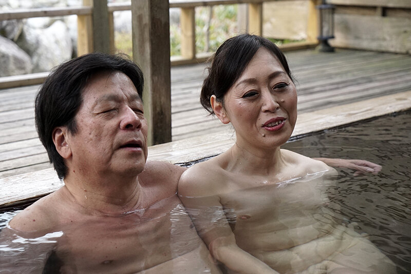 セックスレスな還暦夫婦 温泉旅行で再びイキ果てる 3 サンプル 8