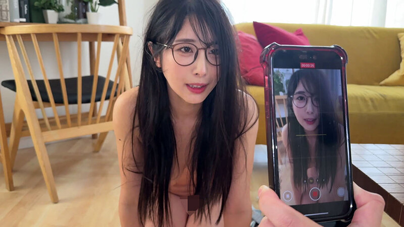 ホスト狂いのシンママは奴●気質の貢ぐちゃん。ドMご奉仕勘違い女。 小野坂ゆいか サンプル 3