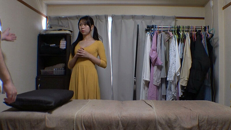 媚薬オイルマッサージ 痴●盗撮＆中出し素人娘VOL.70 超強力媚薬を配合したマッサージオイルを施術中に知らずに塗りこまれたオンナは、身体の火照りに驚き、チ〇ポを欲しがる自分に戸惑い、垂れ出したマン汁に恥ずかしがりながらも生ハメ中出しまで欲してしまう！ サンプル 3