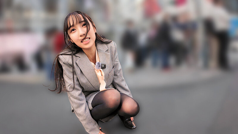 素人美少女とリモコンバイブお散歩ー黒パンスト敏感キャリアウーマン編ー「もう我慢できません…//」人ごみの中、黒パンスト美脚ガクブル震わせイキまくってしまうOLたち！人生初の羞恥プレイでまさかのエロスイッチオン！車移動中も大胆カーオナニー！最後はホテルで… サンプル 1