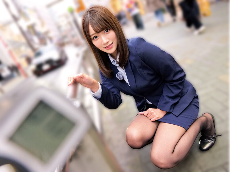 素人美少女とリモコンバイブお散歩ー黒パンスト敏感キャリアウーマン編ー「もう我慢できません…//」人ごみの中、黒パンスト美脚ガクブル震わせイキまくってしまうOLたち！人生初の羞恥プレイでまさかのエロスイッチオン！車移動中も大胆カーオナニー！最後はホテルで… サンプル 13