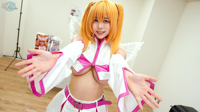 渋ハロ集合！クラブでナンパした巨乳ちゃんをコスイベの売り子に呼んだらサークル主の童貞くんの精子を搾り取るど変態痴女だった！ サンプル 12