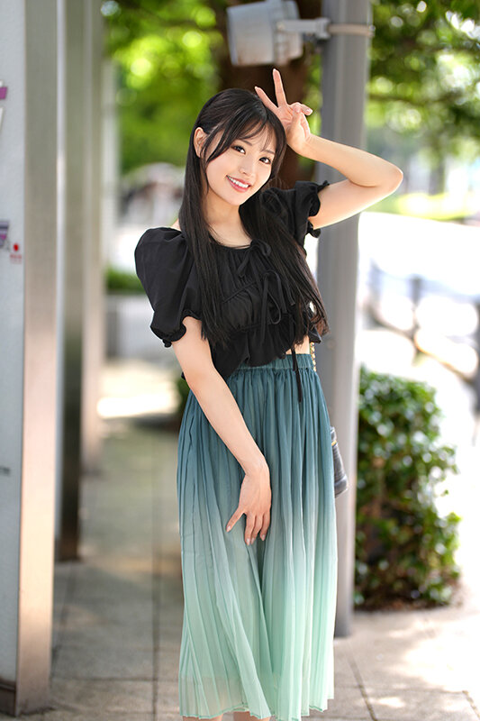 医療系のお仕事をしているスタイル抜群の巨乳ちゃん！突然のナンパにもついて来ちゃう超ノリノリガールのエロおっぱいに大興奮中出し サンプル 2