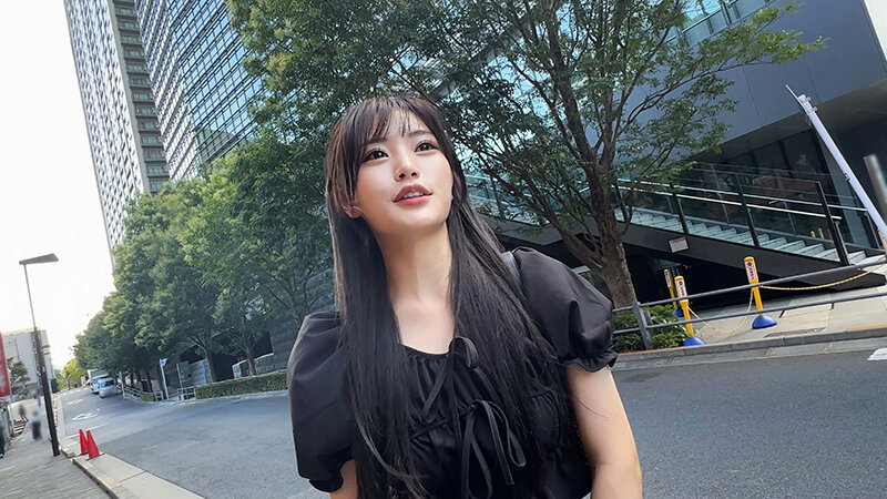 医療系のお仕事をしているスタイル抜群の巨乳ちゃん！突然のナンパにもついて来ちゃう超ノリノリガールのエロおっぱいに大興奮中出し サンプル 3