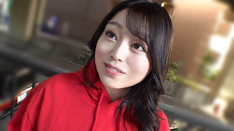 スーパーで働くJカップ爆乳人妻！おっぱい目当てに来店する男が殺到チヤホヤされて調子に乗って客と不倫中出しSEX サンプル 2