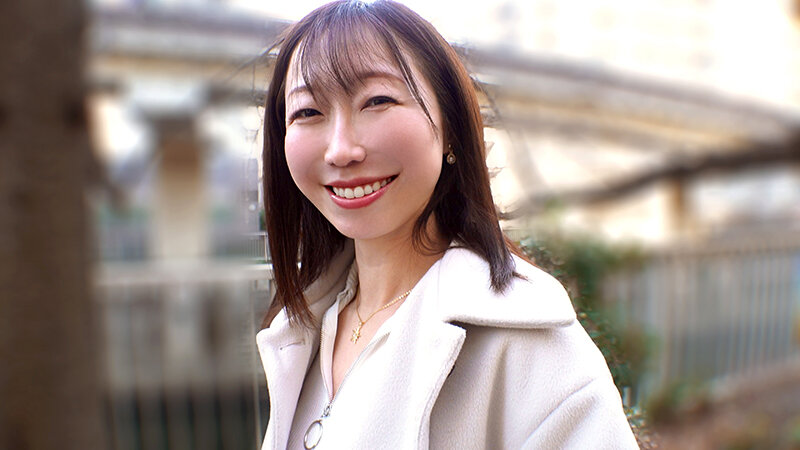 下着メーカー社長のセレブ熟女 プライベートの時間が取れないストレスを発散する為に男を探して中出しSEX！！ サンプル 2