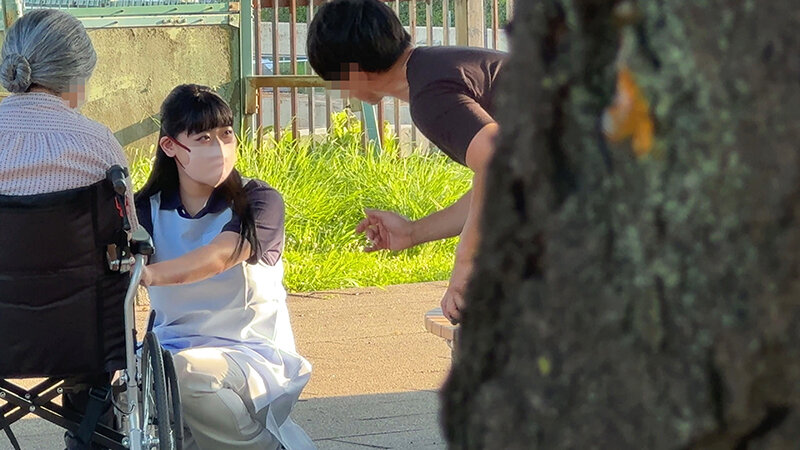 働くお姉さん インターネット配信番組のテイで出演交渉 中出しSEXまで持ち込むドキュメンタリー 介護福祉士ゆのさん（仮名） サンプル 2