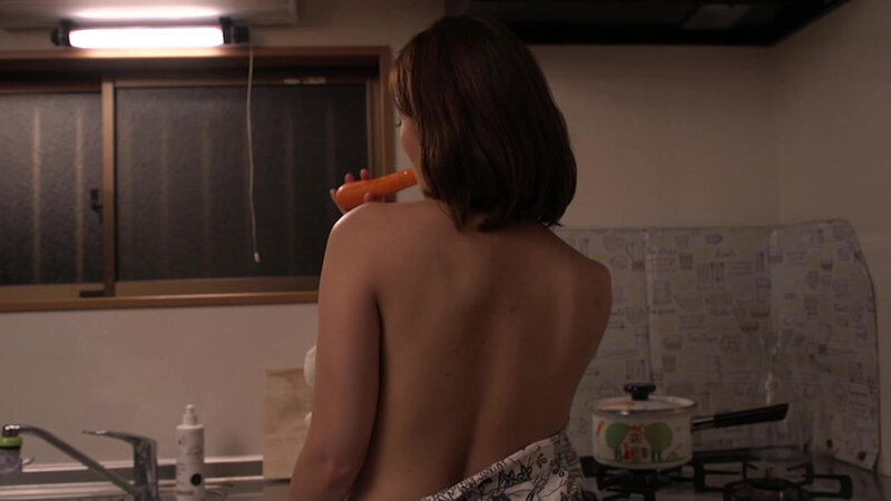 【四十路巨乳】一つ屋根の下の性交 池谷佳純 母オナニー見られ息子にヤラれる編 サンプル 10