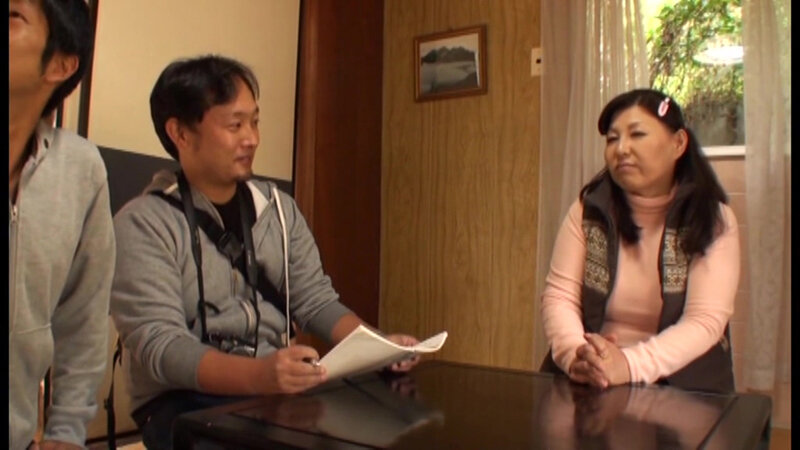 月刊 全国横断熟女捜索隊 田舎でハメよう！ 第9号 サンプル 11