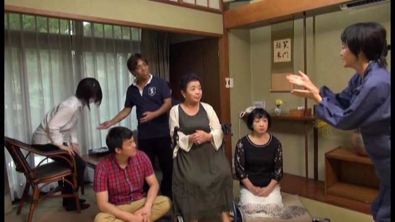 お婆ちゃんに溺れる温泉旅行 サンプル 1