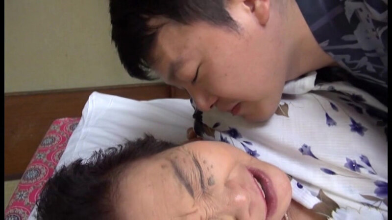 お婆ちゃんに溺れる温泉旅行 サンプル 6