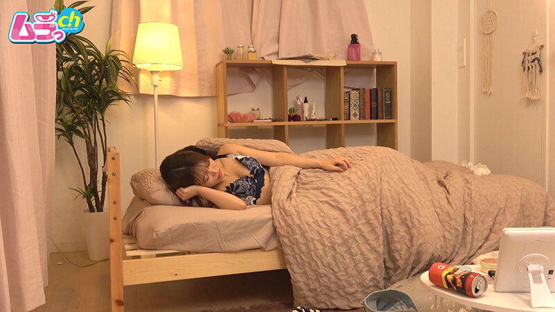 ニンゲン観察 弟の親友とお酒飲んでうっかりワンナイト！おかわりSEXで記憶を辿り、笑顔でイケメンをちんぐり返してガン責めするシラフでもド変態痴女。 サンプル 1