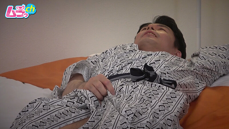 ホテル部屋REC 自分を頼ってくれた部下の女をオカズにシコるだけでは足らず、よいつぶれた女のマ●コに淫らな肉棒を擦り付け無理矢理ねじ込む！皆が慕う理想の上司のド変態すぎる裏の顔 サンプル 2