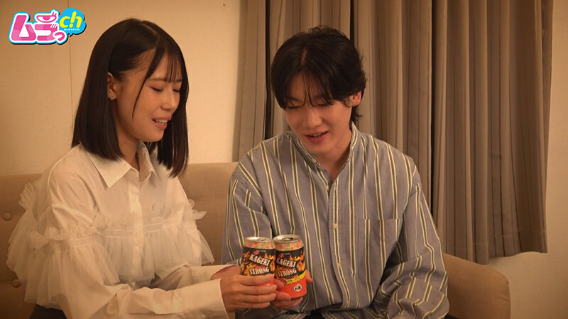 ホテル部屋REC ドSぶって調子に乗ったイケメンを羞恥のちんぐり返し！マチアプに蔓延る下手くそ男をキンタマとろけるスゴテクで降伏させる世直し美女 サンプル 2
