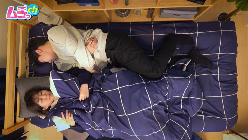 ニンゲン観察 「昨日あんなに誘ってきたじゃんw」サークル宅飲みで酒にのまれ誘惑してきたくせにシラを切るマンゲボーボーの女友達にお預け朝勃チ●ポでモーニングリベンジSEX！ サンプル 1