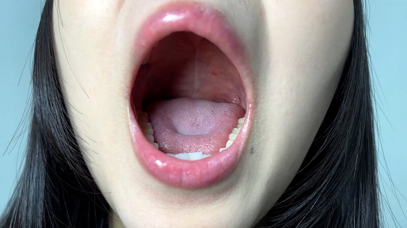 長い舌！みすずちゃんの口内観察 サンプル 7