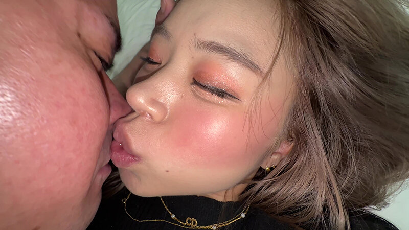 【個人撮影】菊池はるを押し倒して口臭嗅ぎしてみた サンプル 14