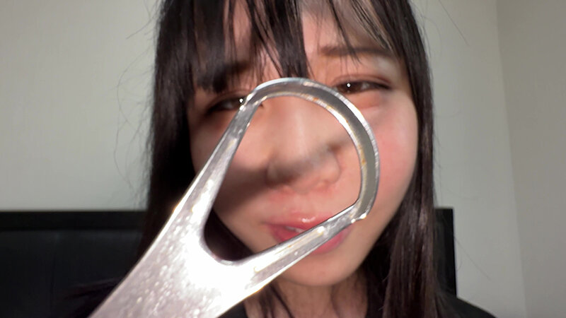 【個人撮影】ゆうきすずの舌ブラシで「汚舌苔」採取 サンプル 10