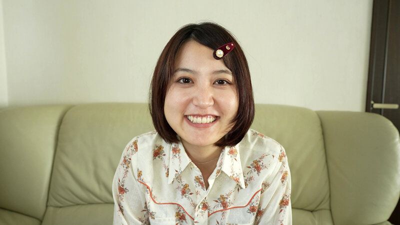 【個人撮影】浅桜エリの喉チンコ触り＆口内観察 サンプル 1