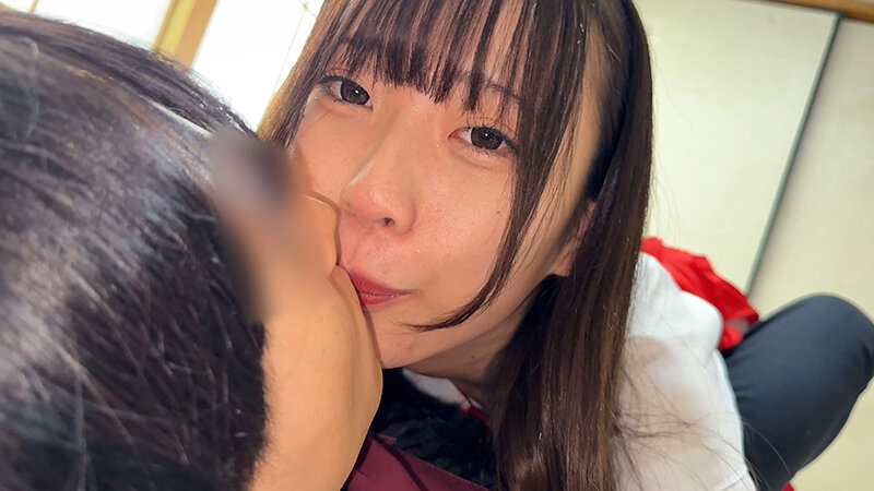 「バイト終わりに制服でエッチしよ！？」巫女の姿がカワイイ巨乳の彼女と子作り生中出しww サンプル 5