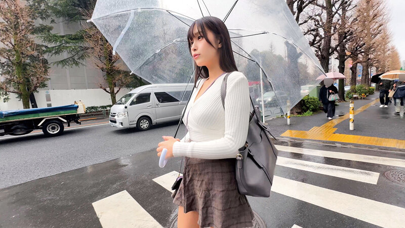 【デカパイスラ女子】＃ネバネバ粘着追跡＃ストラップ喰い込む巨乳観察＃捕獲連れ込みキメ生刺し＃乳汚し サンプル 4