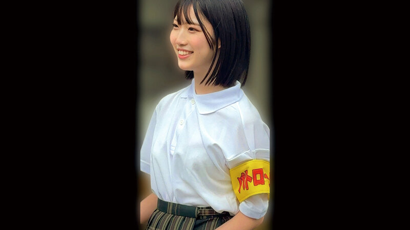ゴミ拾う手の先輝く僕等の未来 ボランティア活動に勤しむ心の綺麗な女の子4名 サンプル 4