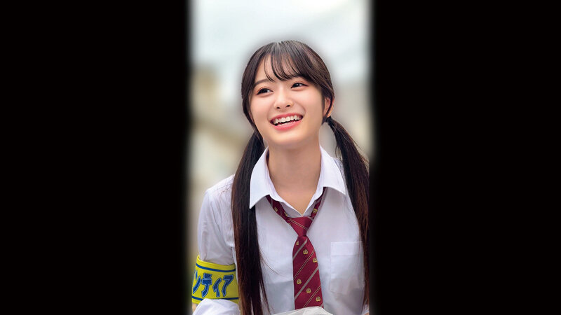 ゴミ拾う手の先輝く僕等の未来 ボランティア活動に勤しむ心の綺麗な女の子4名 サンプル 1