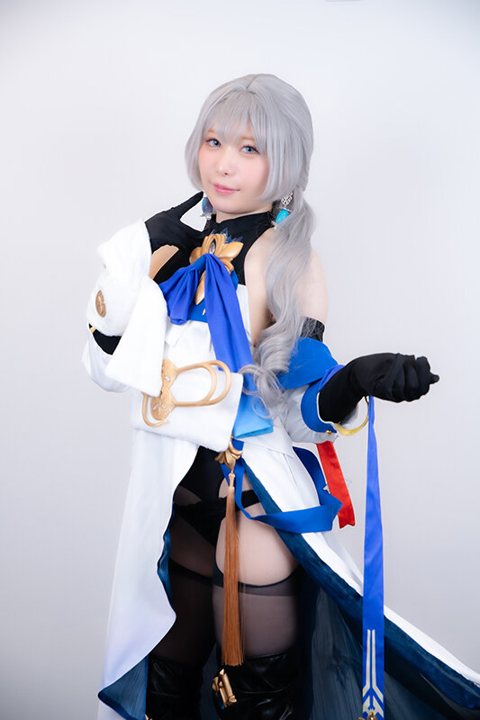SSRいいなりご奉仕系超絶美少女ちっぱいレイヤーさんの生バイト 水瀬りた サンプル 1