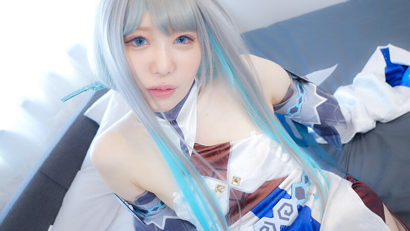 SSRいいなりご奉仕系超絶美少女ちっぱいレイヤーさんの生バイト 水瀬りた サンプル 3